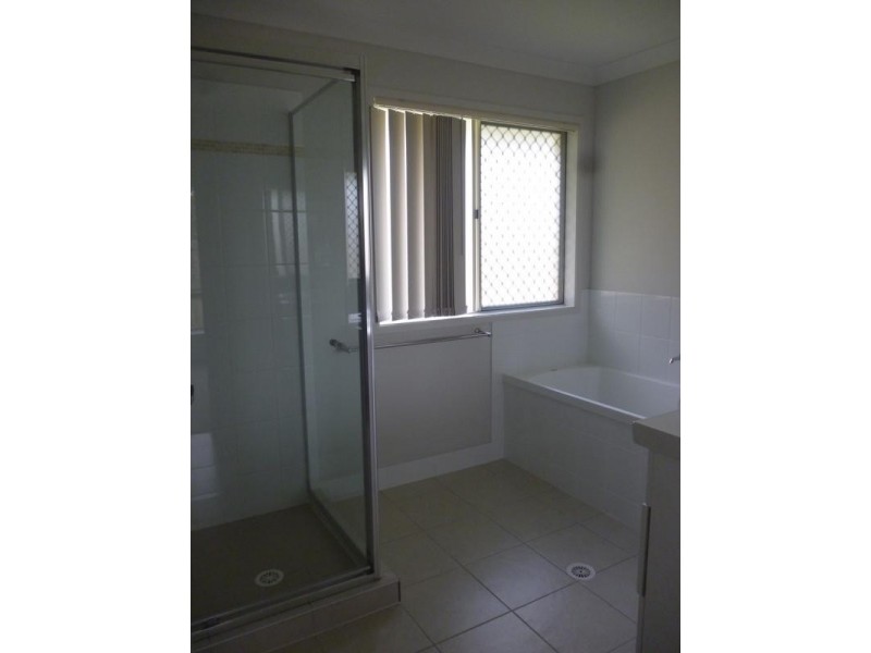 2/35 Woodford Street, One Mile QLD 4305