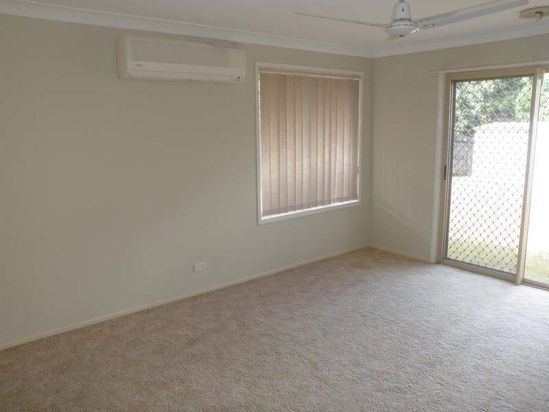 6 Hillier Court, Flinders View QLD 4305