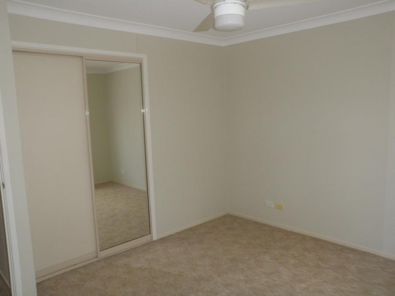 6 Hillier Court, Flinders View QLD 4305