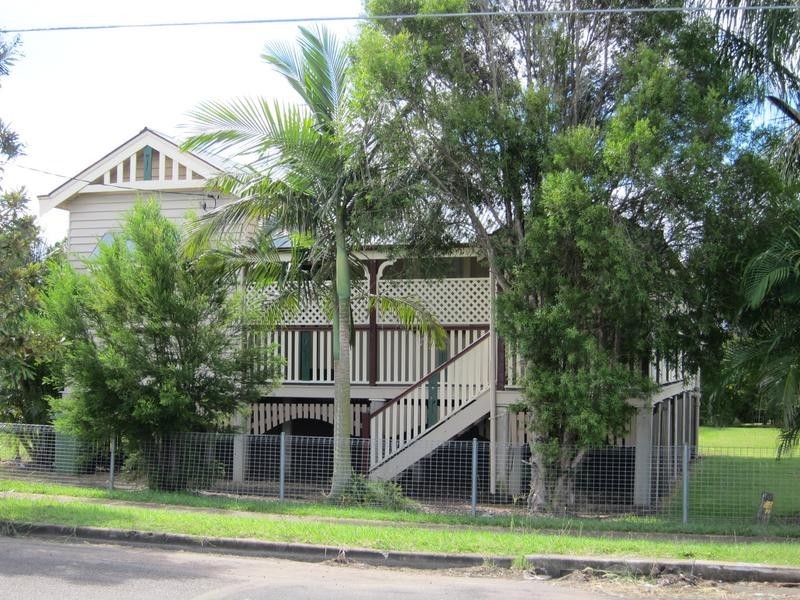 30 The Terrace, North Ipswich QLD 4305