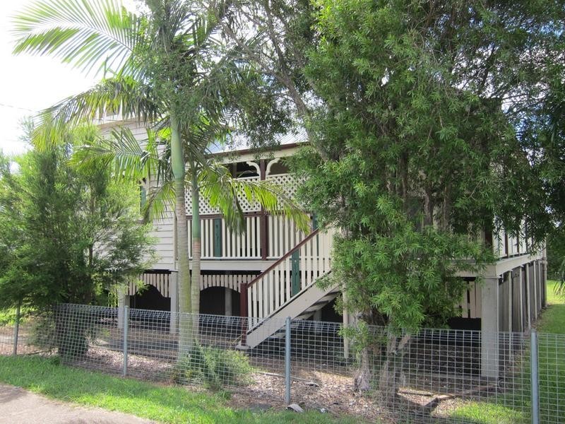30 The Terrace, North Ipswich QLD 4305