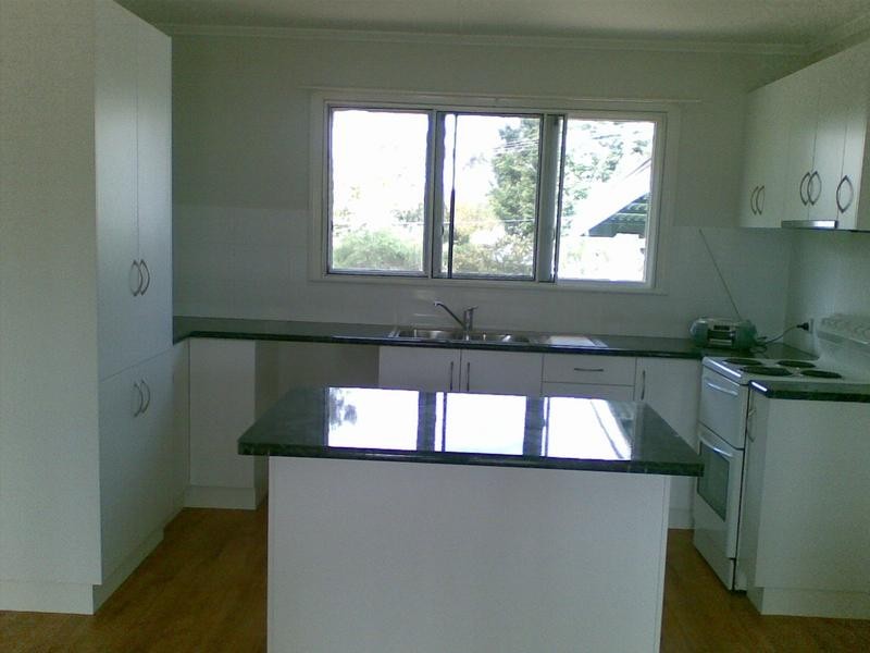 7 Albert Street, North Ipswich QLD 4305