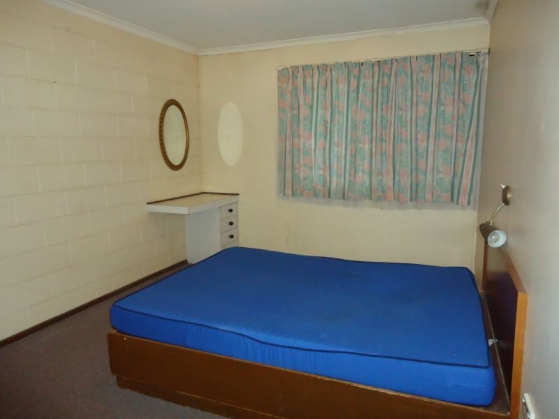 2/72 Raceview Street, Raceview QLD 4305