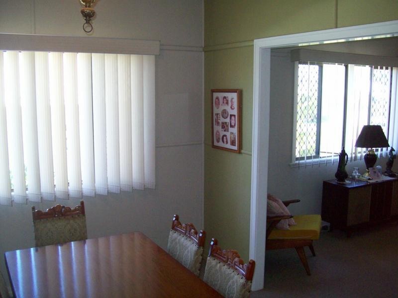 26 Stuart Street, Eastern Heights QLD 4305