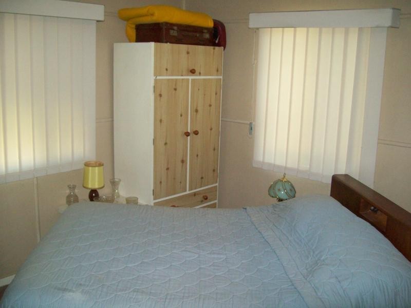 26 Stuart Street, Eastern Heights QLD 4305