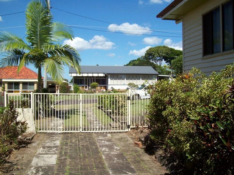 26 Stuart Street, Eastern Heights QLD 4305