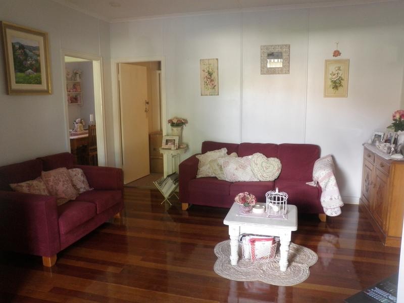 6 Vernon Street, Ipswich QLD 4305