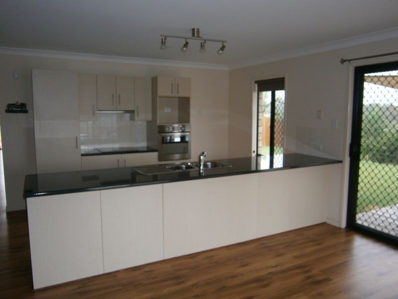 11 Brentwood Court, Fernvale QLD 4306