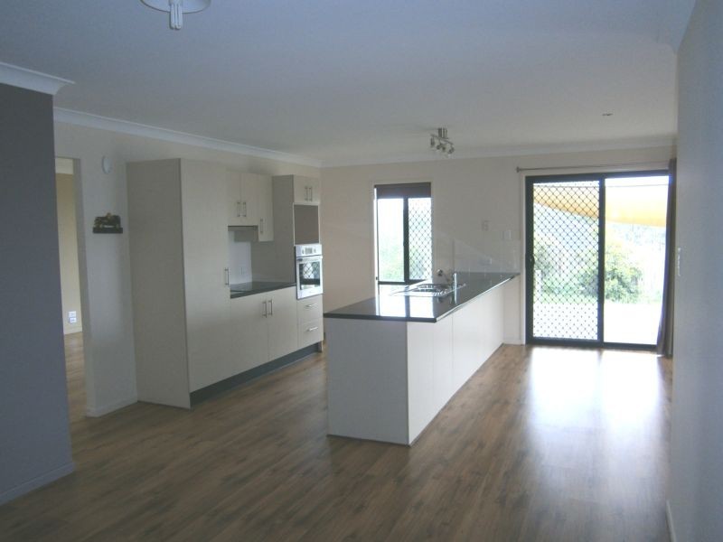 11 Brentwood Court, Fernvale QLD 4306