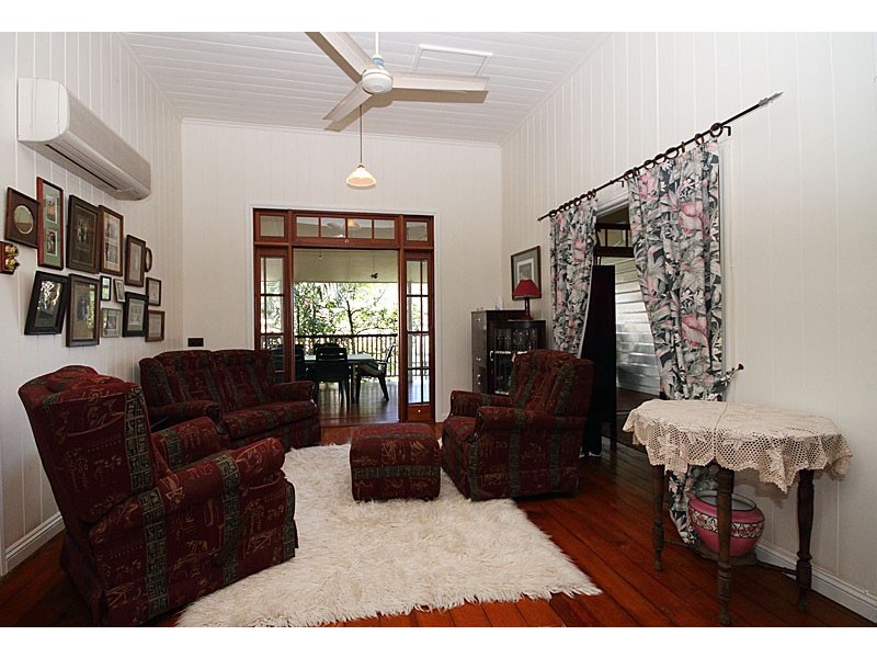 28 Waterworks Road, Brassall QLD 4305