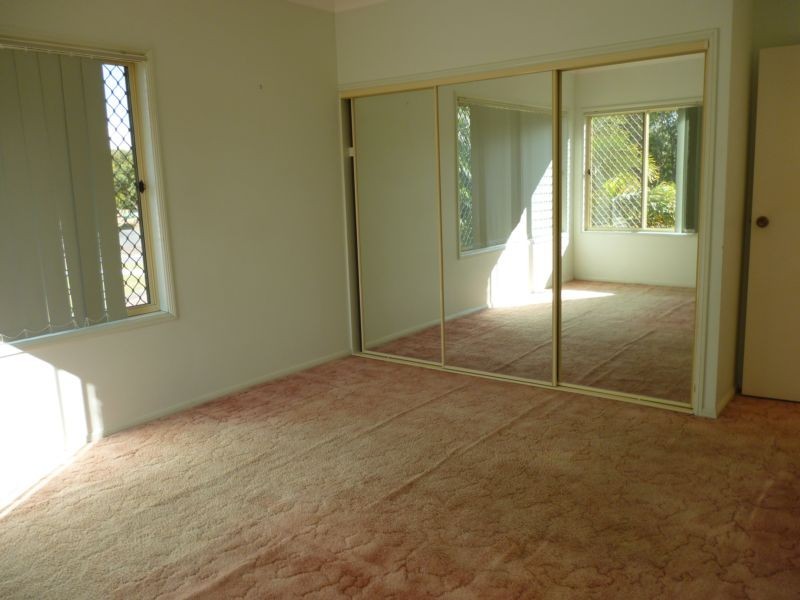 124 Willowtree Drive, Flinders View QLD 4305