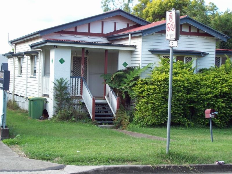14a Clifton Street, Booval QLD 4304