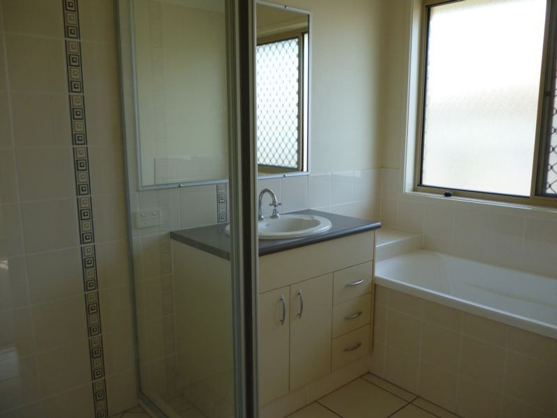 41 Brittany Crescent, Raceview QLD 4305