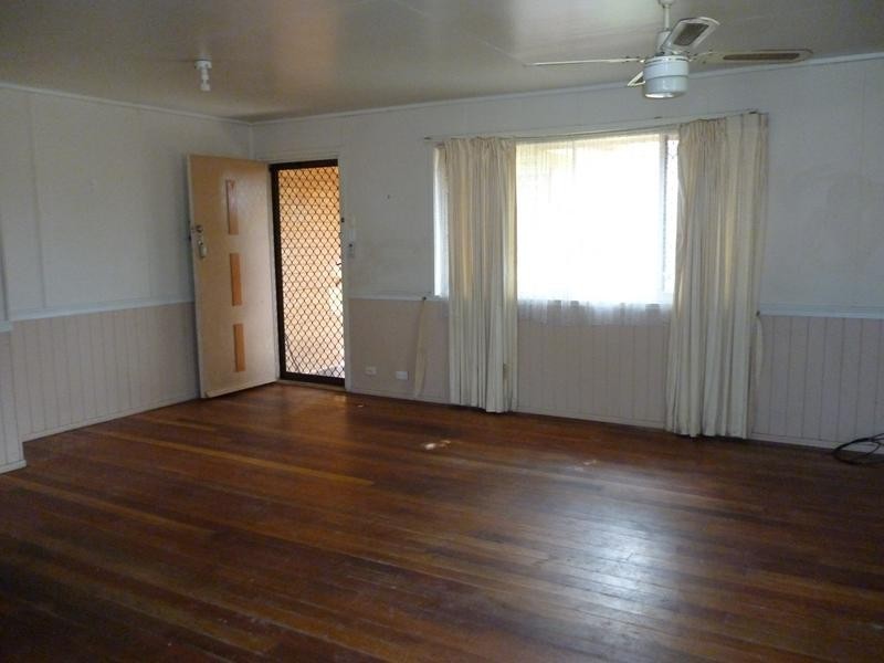 5 Jessica Street, Riverview QLD 4303