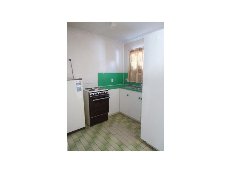 2/82 Raceview Street, Raceview QLD 4305