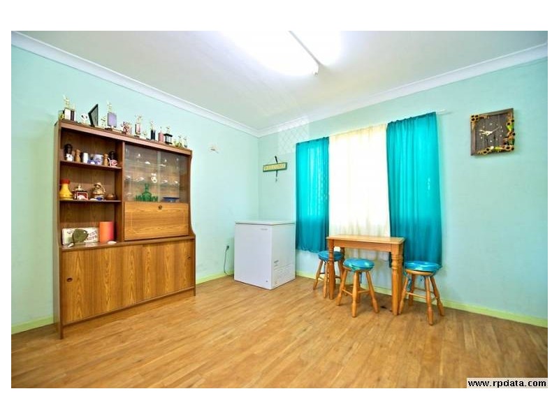 33 Thorn Street, Ipswich QLD 4305