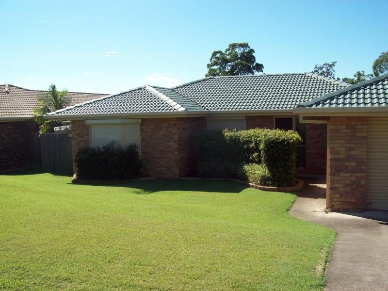 34 Highmead Drive, Brassall QLD 4305