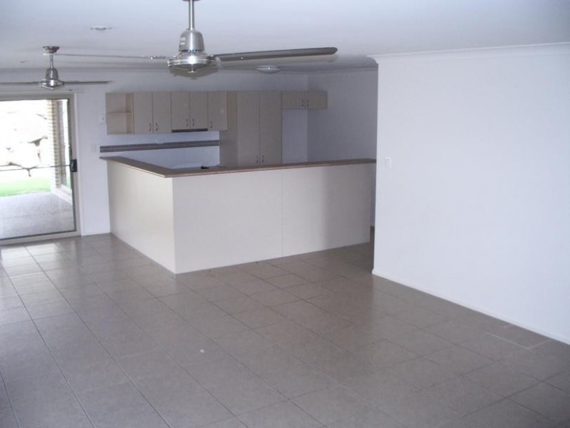 10 Casement Court, Collingwood Park QLD 4301