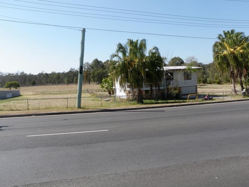 86 Stafford Street, Silkstone QLD 4304
