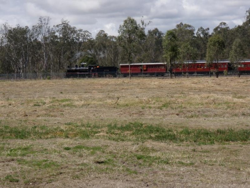 86 Stafford Street, Silkstone QLD 4304
