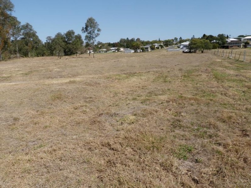 86 Stafford Street, Silkstone QLD 4304