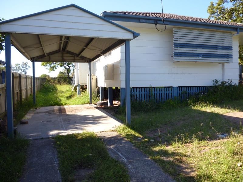 6 Jessica Street, Riverview QLD 4303