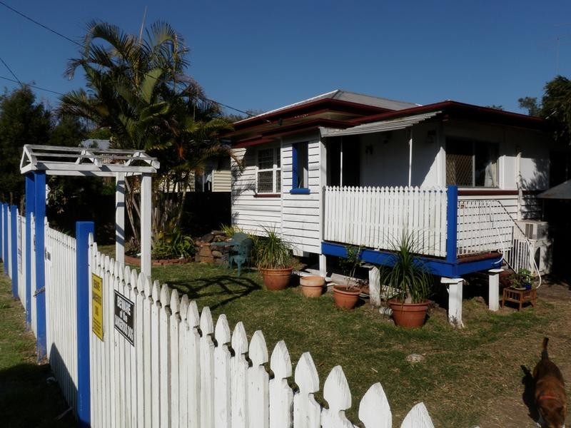 9 Walkers Lane, Booval QLD 4304