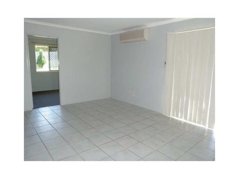 5 Des Arts Place, Wulkuraka QLD 4305