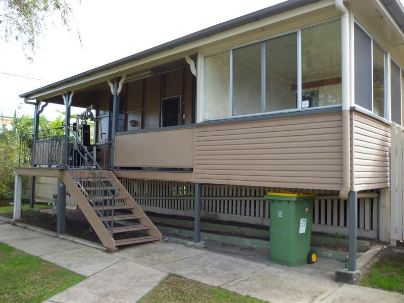 54 Blackstone Road, Newtown QLD 4305
