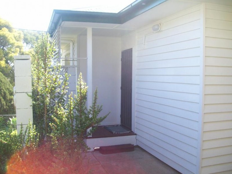 16 Harold Street, Bundamba QLD 4304