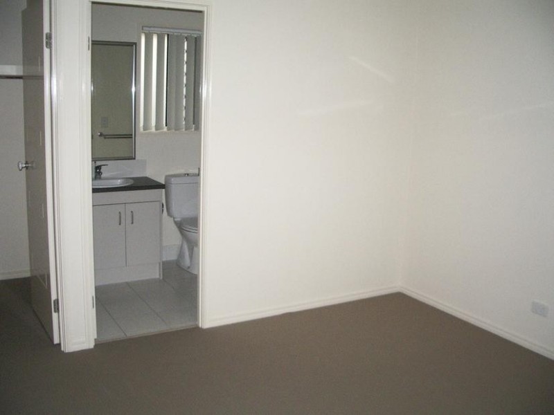 6 Dalray Drive, Raceview QLD 4305