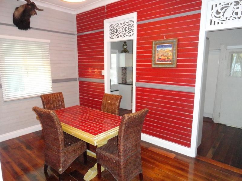 26 North Street, North Ipswich QLD 4305