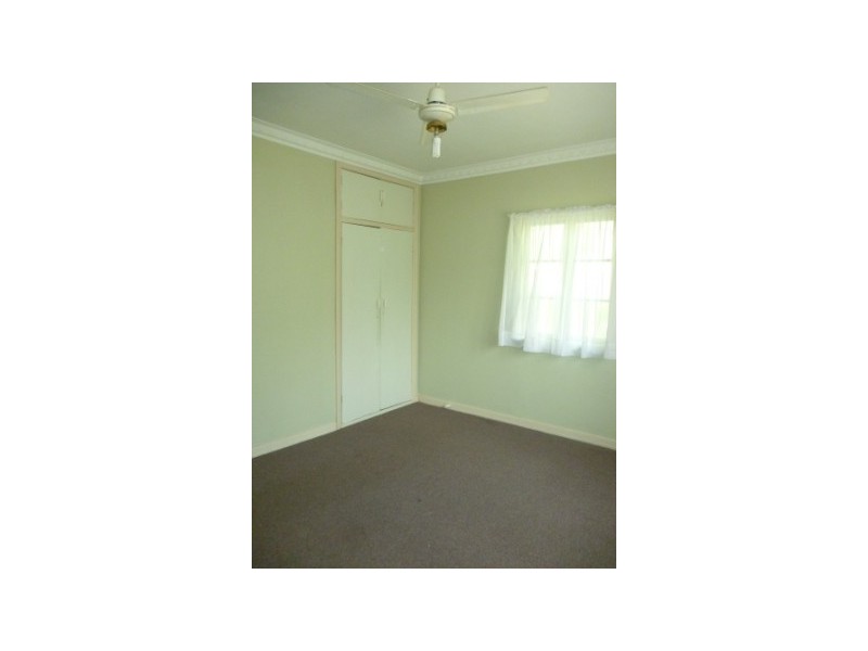 63 Thorn Street, Ipswich QLD 4305