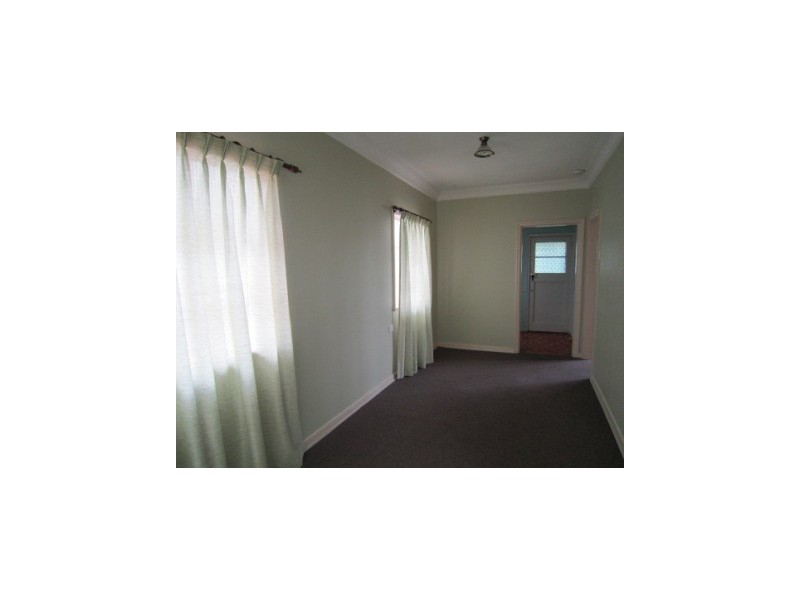 63 Thorn Street, Ipswich QLD 4305