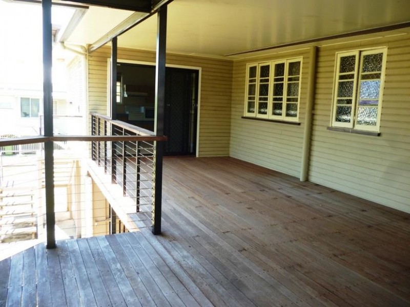 14 Bridson Avenue, East Ipswich QLD 4305