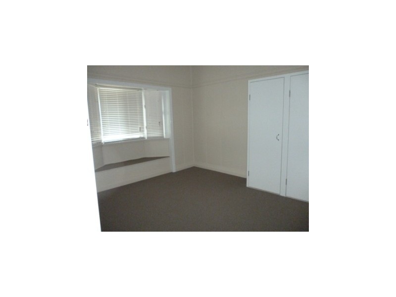 57 Brisbane Road, Bundamba QLD 4304