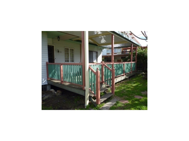 3 Ruskin Street, Eastern Heights QLD 4305