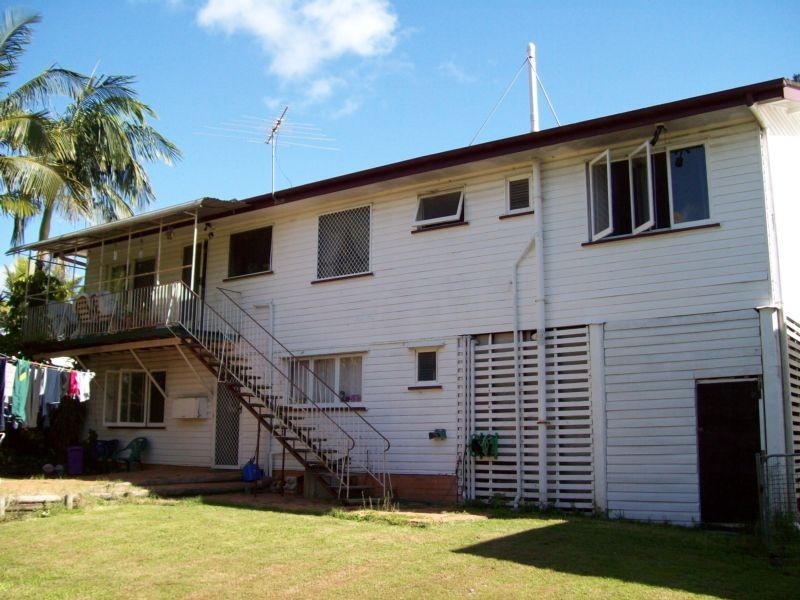 42 Lloyd George Street, Eastern Heights QLD 4305