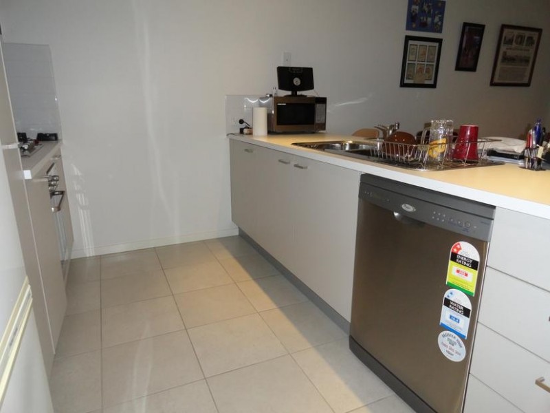 17/108A Cemetery Road, Raceview QLD 4305