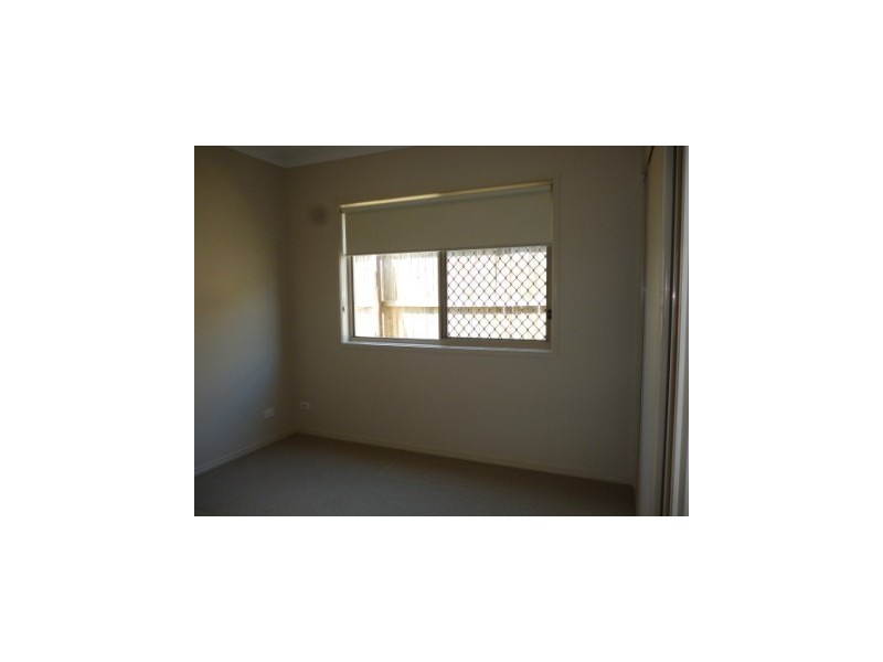 35 Eric Drive, Blackstone QLD 4304