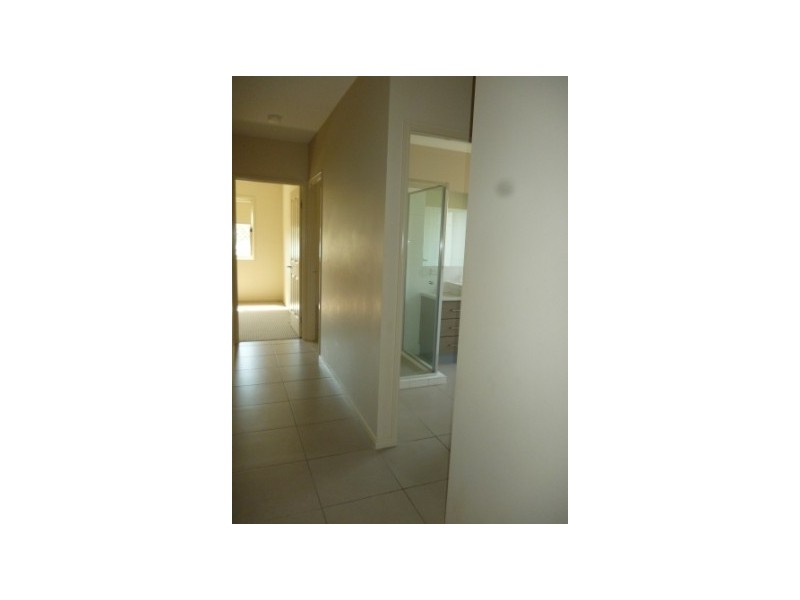 35 Eric Drive, Blackstone QLD 4304