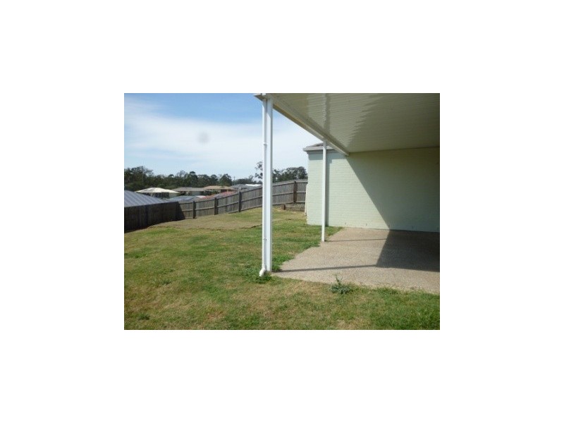 35 Eric Drive, Blackstone QLD 4304