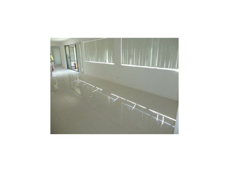 56 Kordan Boulevard, Raceview QLD 4305