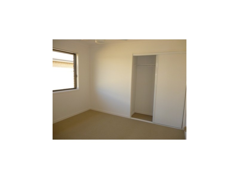 56 Kordan Boulevard, Raceview QLD 4305