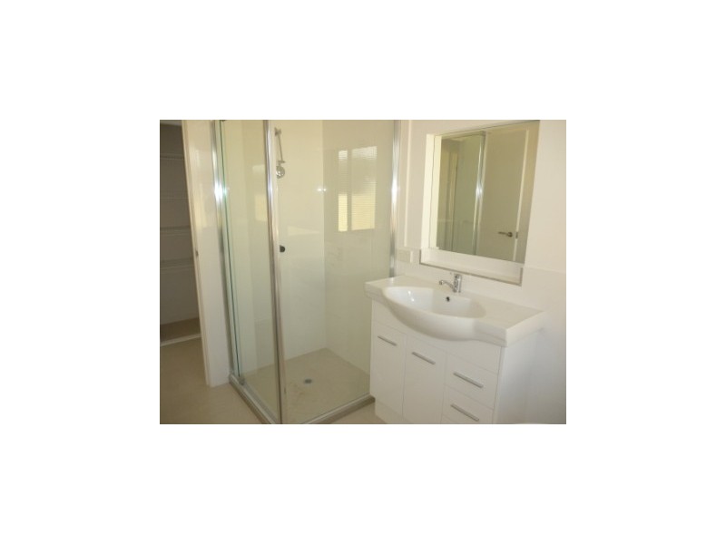 56 Kordan Boulevard, Raceview QLD 4305