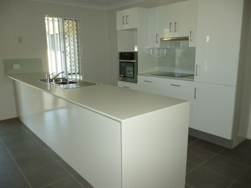 10 Iris Court, Yamanto QLD 4305