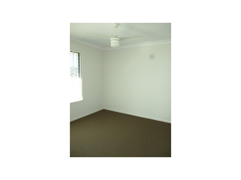 10 Iris Court, Yamanto QLD 4305