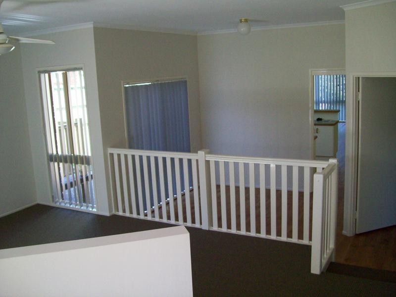 19 Edith Drive, North Ipswich QLD 4305