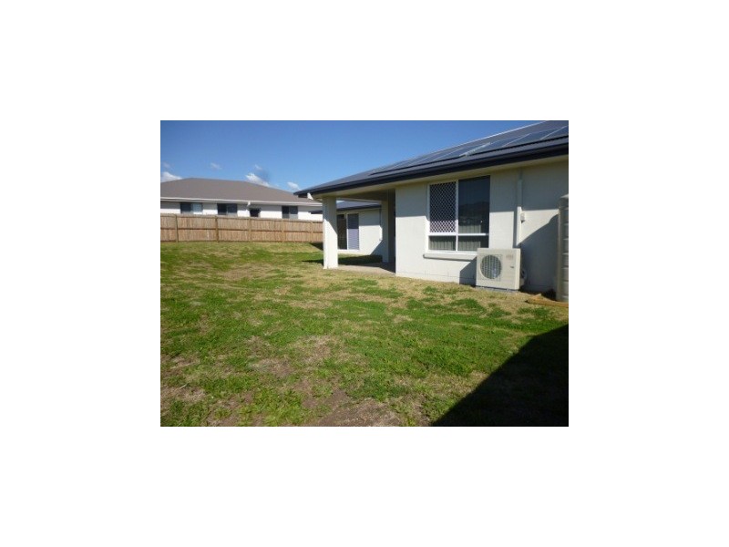 32 Tulip Street, Yamanto QLD 4305