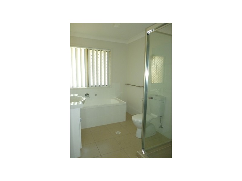 12 Bowen Place, Blackstone QLD 4304